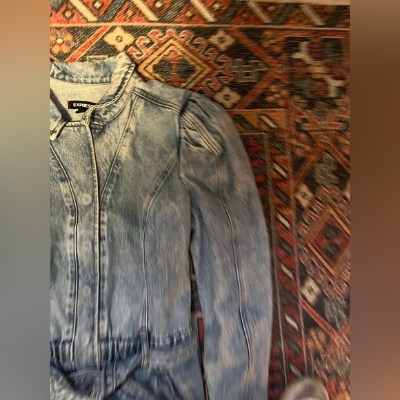 Express Puff Sleeve Tie Waist Medium Wash Denim Jumpsuit - Picture 5 of 8